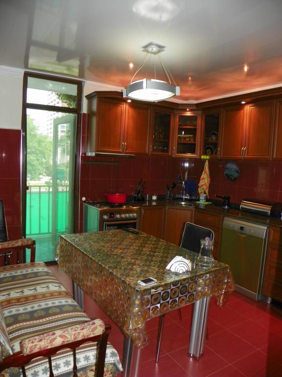 Apartment Rusudan Batum Oda fotoğraf