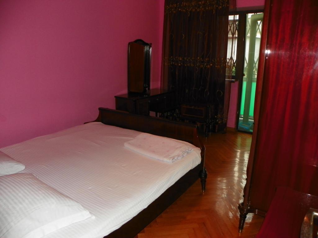 Apartment Rusudan Batum Oda fotoğraf