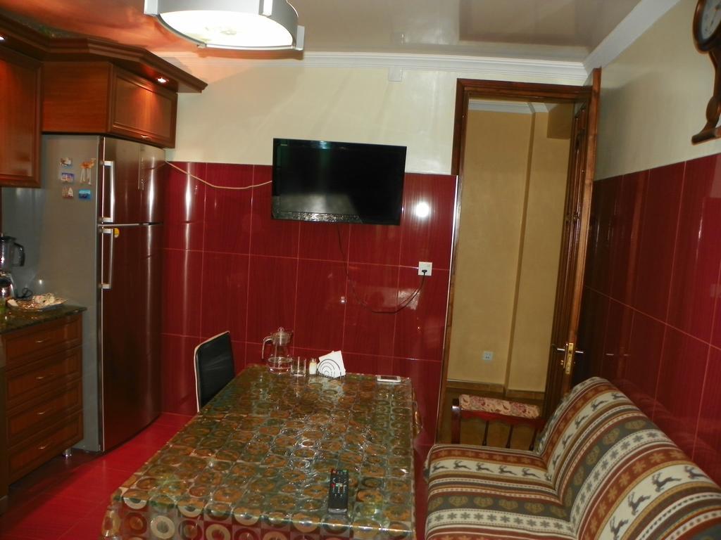 Apartment Rusudan Batum Oda fotoğraf