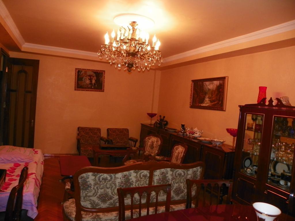 Apartment Rusudan Batum Oda fotoğraf